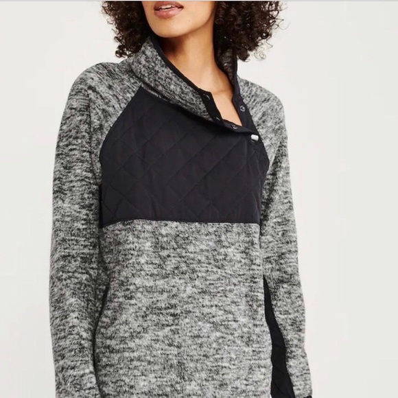 Abercrombie & Fitch Tops - Abercrombie & Fitch Asymmetrical Fleece Pullover Brand New!